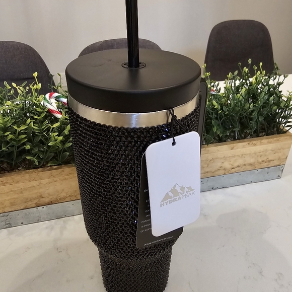 New Hydrapeak Black Rhinestone Stainless Steel 40oz Tumbler - Picture 4 of 14